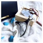 半袖の季節がやってきたー！﻿この時期になると、いつも以上にボディライン﻿が気になってくる🥺﻿﻿おうちで気軽に出来ることから始めたくて﻿今はお風呂や時間のあるときに﻿「熱伝導カッ&hellip;のInstagram画像