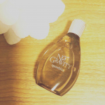 エポホワイティア◼︎30ml◼︎4950円（税込）.100％オイルカット・無香料・無着香の美容液！.プラセンタ、サイタイエキス原液100%の高濃度美容液なのに、サラサラしていて肌に&hellip;のInstagram画像