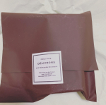 モニターでいただいたアイクリーム。ずっと目元のシワに悩んでおり(20歳の時に姉に指摘されてから悩みの種)2万弱のアイクリームも使ってみたけど正直効果出ず&hellip;。悩んでいたから正直ダメ元で使ってみた&hellip;のInstagram画像