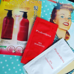 #ピアベルピア #piabelpia #温泉水配合 #シャンプー #コンディショナーです.雨なので特に今日はうねりがでてまとまりにくいこちらを使うと滑らかになった気がします&hellip;のInstagram画像