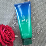 素敵なグラデーションのパッケージでずっと気になっていた『LPLP 』使ってみました🎶白髪染めトリートメントお色は、ダークブラウンです。柔らかいテクスチャで、するすると塗りやすいです。ショ&hellip;のInstagram画像