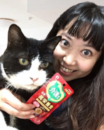 ロビンに素敵なプレゼントが届きました！メルミル　介護期用　高栄養食・ロビンは、もう17歳！介護まではいかないのだけど、高齢猫なので、日々心配です。。メルミルは、柔らかいタイプなので&hellip;のInstagram画像