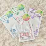 最近緑のフェイスマスクで話題の#DEWYTREE のパック試してみました〜💚・こちらのマスクは乾燥肌、ハリ、混合肌、敏感肌と効能別に4種類あって、私は乾燥肌用のものを使ってみました✨開けた&hellip;のInstagram画像