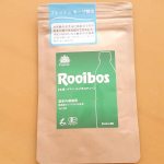 タイガーのルイボスティー、今回は生茶葉バージョンをお試ししました🎵２つ前のpostで紹介しましたが、こちらもペットボトルで簡単に作れるタイプ😉💕手軽に本格的なルイボスティーが飲めるのでありがた&hellip;のInstagram画像