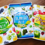 ユーワさんのフルーツ青汁を３種類をお試しさせていただきました❤️フルーツの甘味があり青汁独特の臭みもなくとても飲みやすかった😊バナナ味はホントにバナナミルク😳子供たちにも好評🍌一杯当た&hellip;のInstagram画像
