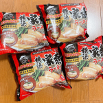 *⁠なべやき屋 キンレイお水がいらない 横浜家系ラーメン🍜*スープ・麺・具が一つになっており、鍋に入れて温めるだけ！＜スープ＞濃厚な豚骨醤油味のスープに鶏油をきかせた、家系ラ&hellip;のInstagram画像