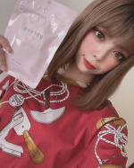 ..今日は８月に発売される『ピーリングパッド　ポアノ(poreno)』一足先にお試しさせていただきました💖..洗顔、化粧水、美容液を1枚で3役！たった20秒でスキンケア&hellip;のInstagram画像