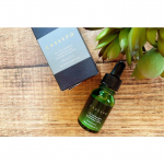 最近使ったオイルの中で1番いいかも✧*・保湿力が高くて伸びもいい少量でも朝まで潤うよオイルだけどべたつかない独特な香りがするけど許容範囲◎・・#CASEEPO #カ&hellip;のInstagram画像