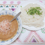 モニターに参加させていただいた五島産鯛の出汁入りレトルトカレーを使って、カレーそうめんに💡元々鯛のお出汁が香るカレーに、白だしと鰹節をちょい足ししてみました。辛さがよりまろやかになって美味&hellip;のInstagram画像