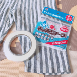 裁縫が苦手な私に救いの手が、、、🙏＼水に強い布用両面テープ 幅10mm／子供のちょっとだけ長かった服を貼るだけで簡単に裾上げができちゃいました！★アイロンを当てると更に良いみた&hellip;のInstagram画像