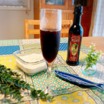 バルサミコの炭酸割でおはようございます🍷・昨日ストーリーにもupしましたがそらみつオリーブさまよりモデナ産のバルサミコ酢をいただきました♪・このバルサミコ酢通常のバルサ&hellip;のInstagram画像