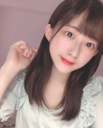 .今使ってる『ルミアグラス スキルレスライナー』、歴代のアイライナーの中で1番お気に入り！😻とにかく書きやすくて、初めて使ってからずっと愛用してる✨色は03番のチェスナットブラウン🌰.&hellip;のInstagram画像