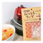 ずーっと気になっていた✳︎ みつろうラップ ✳︎作ってみました🐝💕🐝・・・・・🐝・・・・・🐝・・・・・🐝『みつろうラップ』とは、みつろうを布に染み込ませて作るラップ☆みつろうには、抗菌・&hellip;のInstagram画像
