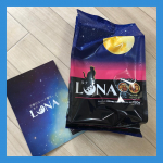 LUNA（ルナ）　かつお節としらす＆ほたて味ビッツ添え　720ｇ一つの袋で２種の味わいを楽しめるアソートタイプの猫ちゃんのためのカリカリフード・LUNA～ルナ～。うちの猫ちゃんは食にう&hellip;のInstagram画像