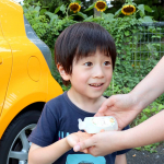 背後に写ってる最強に派手な車は私の愛車です😎笑こどものお肌にもやさしい除菌アルコールに出会いました✨以前シャンプーを使わせていただいたミーアニーナ @mianina.jp 様の新商品 &hellip;のInstagram画像