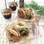 冷凍通販ブランドパン　@loven.jp のくるみとレーズンで大好きないちじくサンド𓌈﻿﻿くるみとレーズンたっぷりでパンもおいしくて、いちじくとの相性もばっちりᵕ̈﻿﻿﻿いちじ&hellip;のInstagram画像