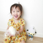 お米が大好きな次女💓得意の変顔で失礼します🤣4枚目から5枚目の微妙な顔😱塩結びはダメだったかな🤣今回はお米の可愛いキャラクターぬいぐるみ、おこめ犬をいただきました✨✨✨&hellip;のInstagram画像