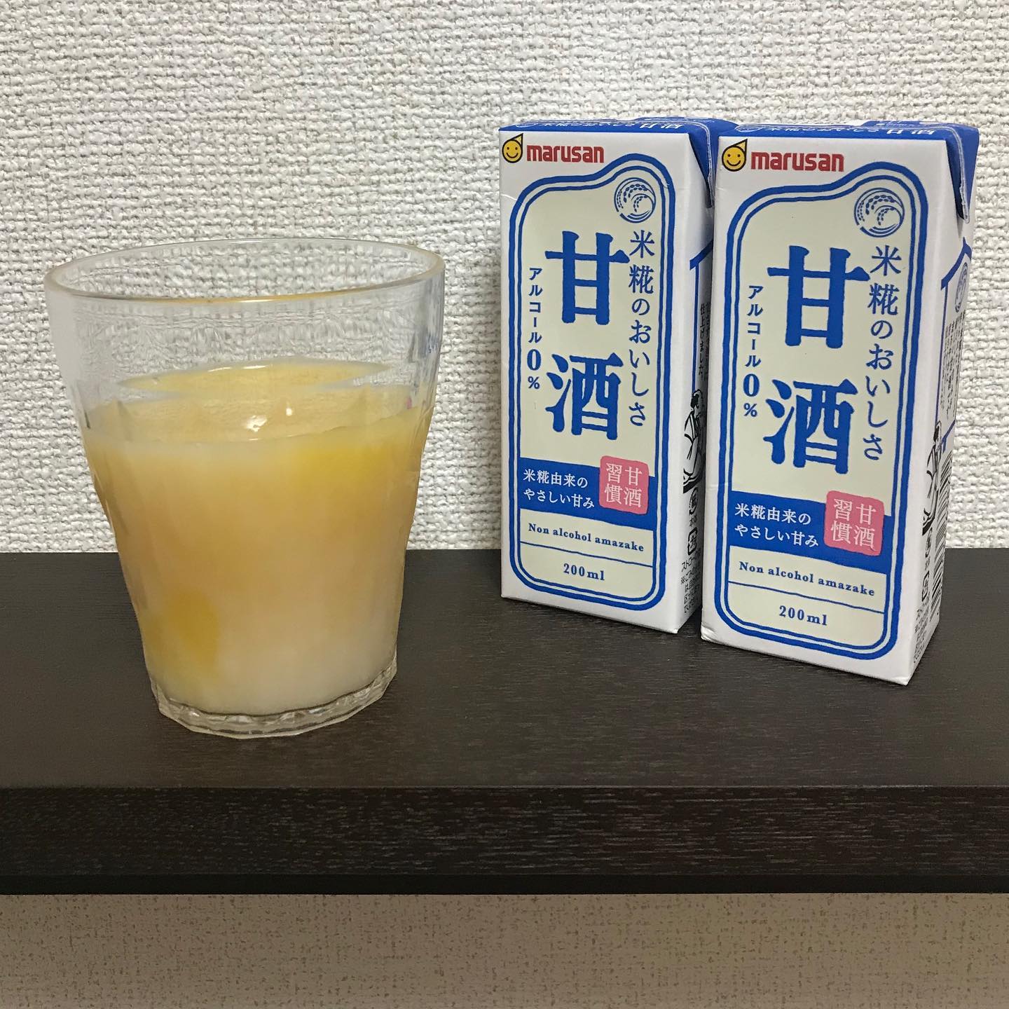 口コミ投稿：甘酒、まずはそのまま飲んでみました。冷やしてストレートで飲んでみました。甘酒独…