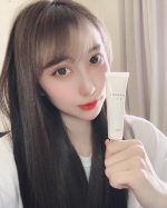💭🤍💭🤍ハクアージュ美容液くすみ シミ予防クリーム！いつも朝が弱いから日焼け止め塗り忘れること多くて細かいシミができた気がするからこのハクアージュ美容液を使ってみた♡美&hellip;のInstagram画像