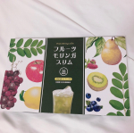 お腹がぽっこりしてきたのでフルーツモリンガスリムで置き換えダイエットはじめました✨水に溶けやすい粉で時間が無い朝にゴクゴク美味しく飲んでます✌️2ヶ月がんばろー！！！！#フルーツモリンガスリム&hellip;のInstagram画像