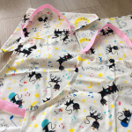 姉妹のお揃いエプロン𓂃𓅫﻿﻿﻿﻿「水に強い布用両面テープ」をモニタープレゼントしていただいたので、﻿憧れだった姉妹のお揃いエプロンを作ってみましたᵕ̈﻿﻿﻿昔から、裁縫&hellip;のInstagram画像
