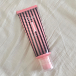 お家で簡単脱毛🏠・ムダ毛って女子の永遠の悩みですよね？！私は今まで脱毛サロンに通ったり、テープをしたり、クリーム使ったりなど様々してきましたが、まだ毛はいらっしゃいます😂そこで今回&hellip;のInstagram画像