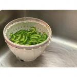 洗う、水切り、加熱、フタをして保存全てがこれ1つでできちゃいます😙オーバーフロー防止機能があるので、食材が溢れ出ることなく水だけ流してくれるのが嬉しい👍#liberalista #リベラリ&hellip;のInstagram画像