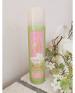 ﻿#すっぴん で #モッチスキン 体験ー!!﻿﻿その名の通り、もちもちしてる泡洗顔です!﻿﻿割と固形とかチューブタイプのを泡立ててやる人で﻿泡タイプ使ったことないし﻿&hellip;のInstagram画像