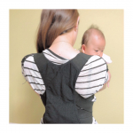 👩🏻腰痛持ちの私が抱っこは腰の負担ひどすぎて悩んでたんだけど新しく@magico.store のmagico矯正ベルトFitPlusお迎えしてみたよ ◎𓂃しぃちゃん&hellip;のInstagram画像