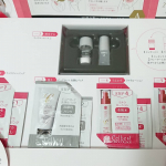 24時間ラメラケア体験セット( v^-゜)♪24時間でおこる肌の変化を体感できるスターターキット。クレンジング、洗顔パック、美容液、化粧水、保湿ジェルクリームが入っています。ラメラケアでは&hellip;のInstagram画像