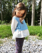 モデル風ショット（笑）#バースデイ #tokyobyartpeanuts #子供服 #ベビー #トーキョーバイアートピーナッツ #monipla #artsclothes_fan#モニ&hellip;のInstagram画像