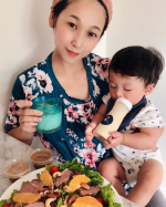 Healthy and delicious lunch🥗The dressing is very delicious🍽My son, Caesar dressing is still earl&hellip;のInstagram画像