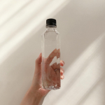 LOHACO Water﻿﻿﻿2019年にグッドデザイン賞を受賞した﻿ラベルのないペットボトル。﻿﻿日本百名山の一つである四阿山の麓﻿地下250mから汲み上げた硬度19の天&hellip;のInstagram画像