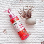 最近肌の手入れを怠ってしまってたから角質ケアしないと〜😂明日は久しぶりに人と会うのでピーリング今夜します🥺&hearts;追記💕今夜してみたんですが、、めっちゃいい！！ピーリング擦っ&hellip;のInstagram画像