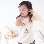 *cat cat cat 𖠌 𖧷*可愛いねこちゃん 😻お耳に花冠つけてる♡萌u0040nissen_kids_official のロンT ⸜❤︎⸝&zwj;きほは100サイズ着てるよ ˎˊ˗*ﾟ&hellip;のInstagram画像