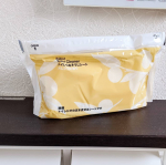 LOHACO限定のファスナー付きトイレのおそうじシート&nbsp;💓オレンジの香りで小判・大判サイズがあって99％除菌できます✨爽やかなオレンジの香り🎵大判タイプはミシン目がついていて&hellip;のInstagram画像