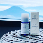 旅行に持っていった【Deau デイリーピール】。洗顔後のスキンケア前に使用する導入美容液で、その後のスキンケアが浸透しやすくなる角質ケア。ピールとか角質とか名前からヒリヒリするのかな？と思った&hellip;のInstagram画像