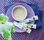 朝は青汁を飲むことが多く、今日は冷凍しておいた栃木の巨峰でスムージーに🍇✨いただいたマイナチュラさんの青汁はフルーツっぽい味で水でも飲みやすいけど、冷凍フルーツとあわせてブレンダーでスムージーにすると&hellip;のInstagram画像