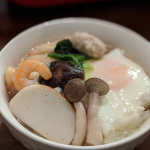 休日ご飯は作らないと決めた日。感動したとある、冷凍うどんのお話。日頃あまり冷凍食品は食べないけど、のInstagram画像