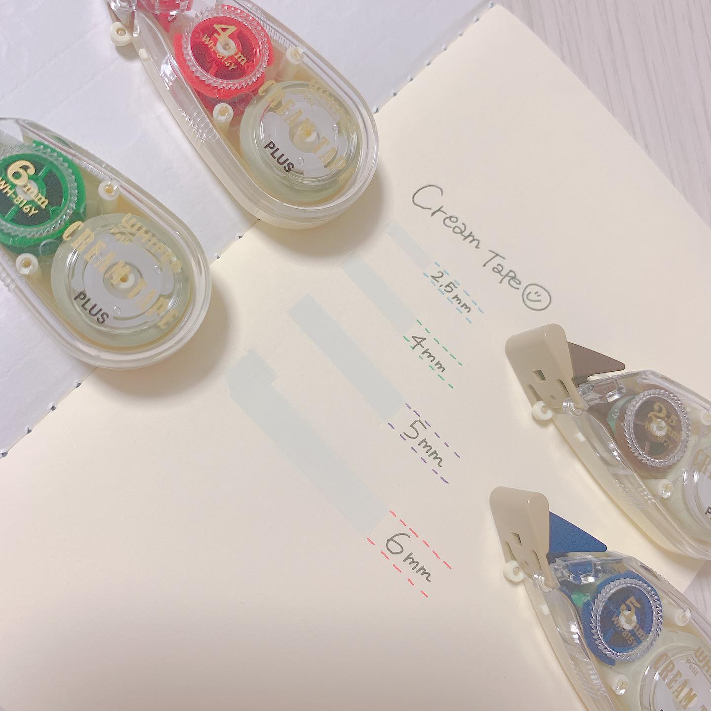 口コミ投稿：ホワイパープチ♡クリームテープクリーム色の手帳やノート、用紙に白い修正テープを使…