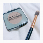 .チャコット-COSMETICS-メイクアップカラーバリエーション602&yen;1,320シェーディング&hellip;してますか？私は鼻周りはしてたけど全顔はノータッチでした🤫&hellip;のInstagram画像