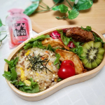 高校生  娘弁当10月に入り、衣替えの季節。おしゃれも楽しめる秋🍁ですが息子っち、多少の好みはあるもののファッション🎩👕👖にはほとんど興味なし。おしゃれ番長（笑）みたいな男友達&hellip;のInstagram画像