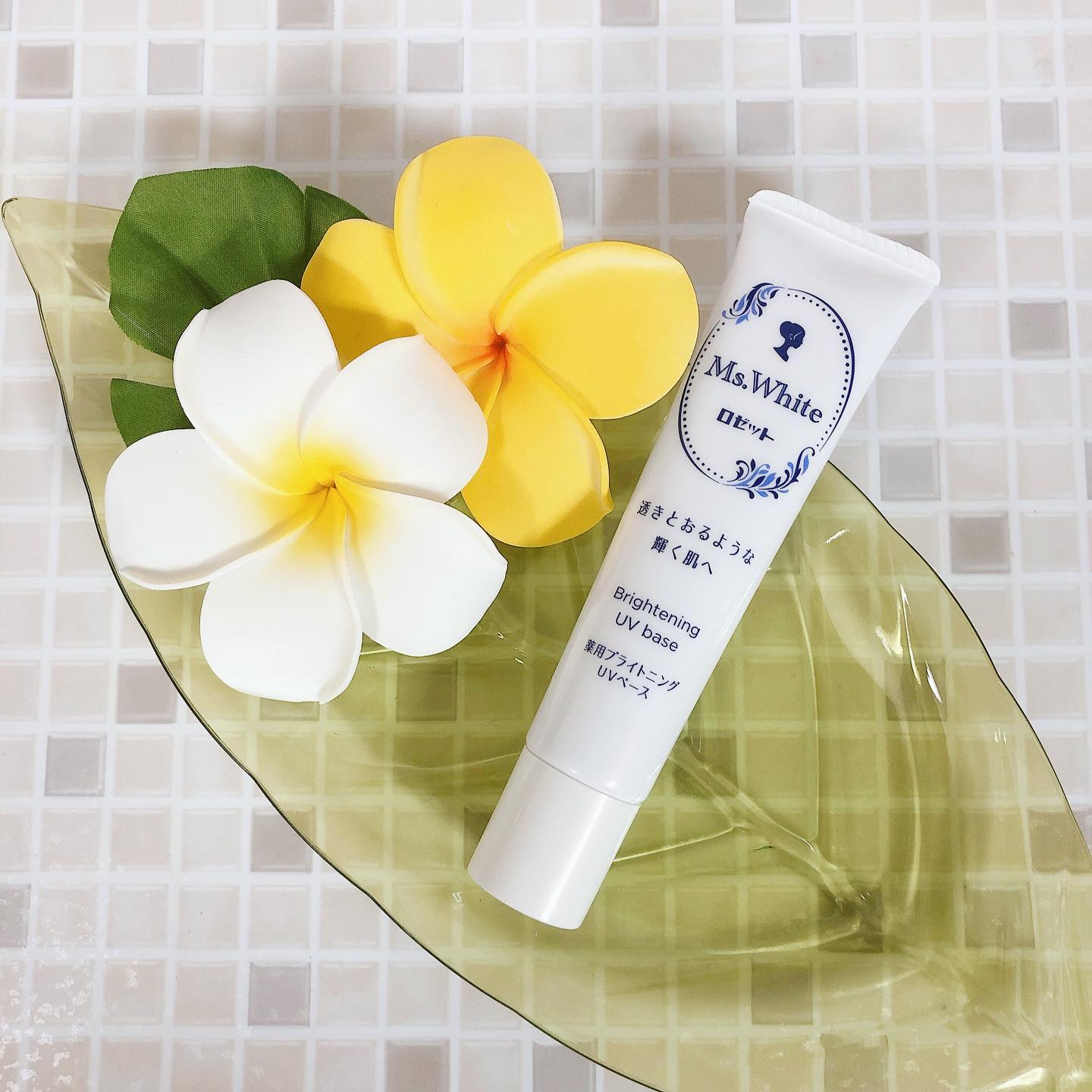 口コミ投稿：..Ms.White薬用ブライトニング UVベース♡..トーンアップ効果で気になる肌の黄ぐすみ…