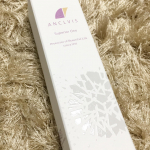 こちらもお気に入りの美容液💓肌をすごく潤いいっぱいにしてくれる✨欠かせない一品。乾燥が強くなってきたので、気をつけないと。オススメ！#anclvis #アンクルイス動画 #スー&hellip;のInstagram画像