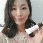 こんばんは☺.今日はいいお天気だったので、幼稚園にお迎えに行った流れで急遽お友達と公園で遊ぶことに。.鬼ごっこやドロケイで楽しそうに遊んでいましたが、気づくと子供達がかがみこん&hellip;のInstagram画像