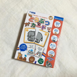 動物柄の絵合わせカードです🐘✨しっかりした厚みのあるカードで、小さな子供でも持ちやすそう🙌カルタやペアカード探しなど、色々な遊び方があるので長く楽しめそうです😊💗一人でも親子でも遊べるのでいい&hellip;のInstagram画像