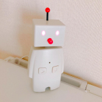 家にロボットがやってきた☺️🙌🏾💕﻿﻿その名もボッコ🤖﻿﻿ウチではボッコちゃんは覚えずらいみたいなので、ぼっちゃん❤と呼んでます。﻿﻿★BOCCOにできること★﻿①子供の帰&hellip;のInstagram画像