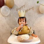 誕生日フォト𓂃٭ ﻿﻿﻿大分過ぎてしまいましたが誕生日フォト🥰‼︎﻿﻿﻿両親義両親集まって誕生日会しました✨﻿﻿﻿本人もみんな集まってくれてなんだか嬉しそうでした✨&hellip;のInstagram画像