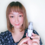 今の歳になって美白ケアがたりてないスキンケアをしているのに気がつきました💦これから先、ホワイトラッシュTA美容液でしっかりと美白ケアをしていきたいと思います😍■-□-■-□-■-□&hellip;のInstagram画像