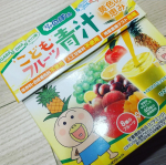#こどもフルーツ青汁 変わらず牛乳割りで飲み続けています✨毎日飲んで一週間以上経ちましたが、子供たちは飽きずに美味しく飲んでます。1回50mlは6歳には物足りないようですが「薬ジュ&hellip;のInstagram画像